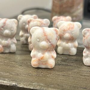 1 red Spider vein jasper Bear crystal